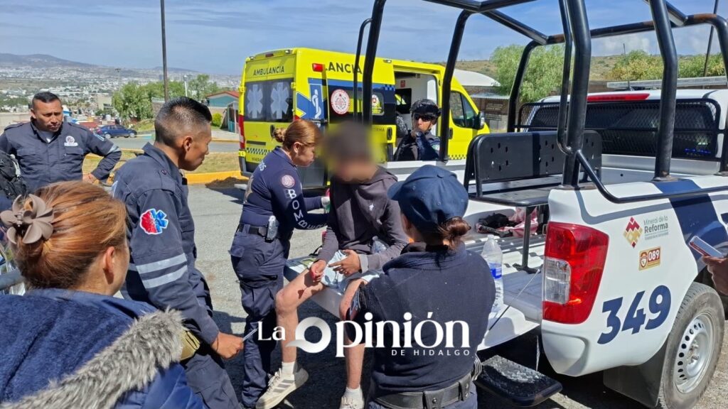 Rescatan a adolescente perdido en cerro de Mineral de la Reforma