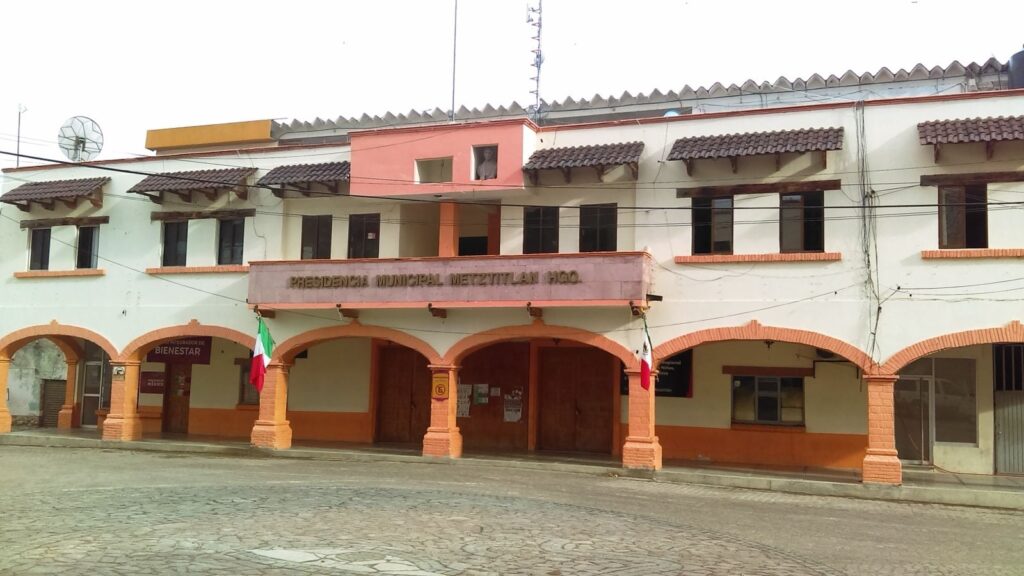 Metztitlán sin luz: juez rechaza amparo contra corte de CFE Vista del municipio de Metztitlán en Hidalgo afectado por cortes de energía eléctrica
